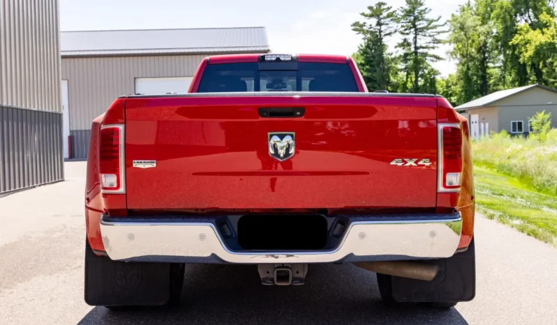 
								2018 Ram 3500 Laramie Crew Cab Dually full									