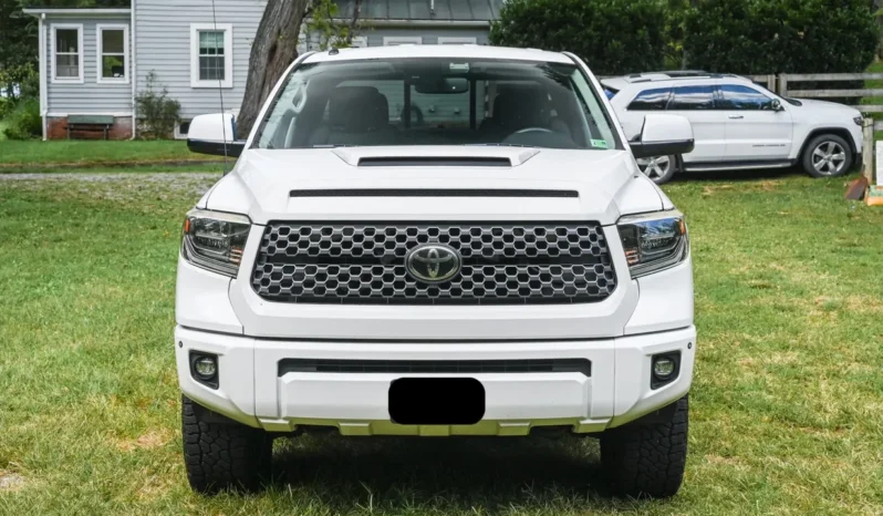 
								2018 Toyota Tundra SR5 Double Cab TRD Sport full									