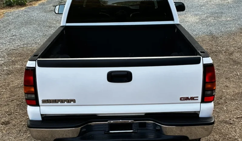
								2005 GMC Sierra 2500HD SLT 4×4 full									
