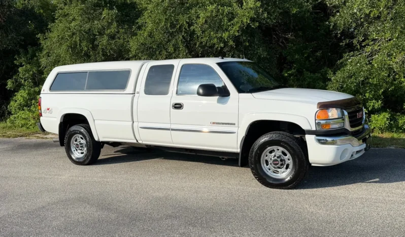 
								2005 GMC Sierra 2500HD SLT Extended Cab full									