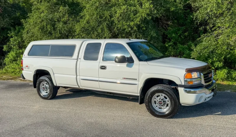 
								2005 GMC Sierra 2500HD SLT Extended Cab full									