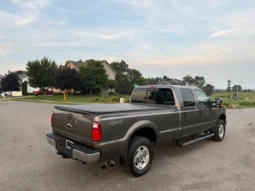 
										2010 Ford F-250 XLT Crew Cab Power Stroke full									