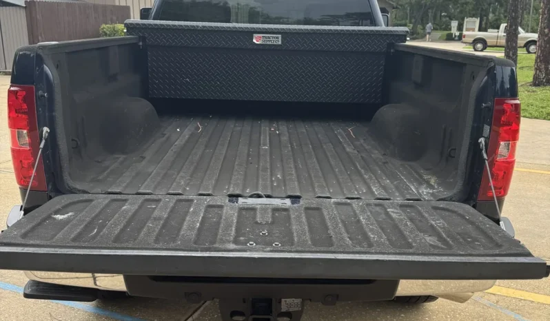
								2011 Chevrolet Silverado 2500HD LTZ Extended Cab Duramax full									