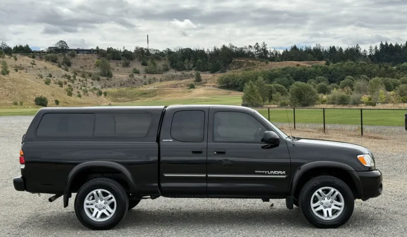 
								2004 Toyota Tundra Limited Access Cab V8 full									