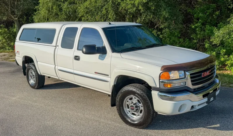 
								2005 GMC Sierra 2500HD SLT Extended Cab full									