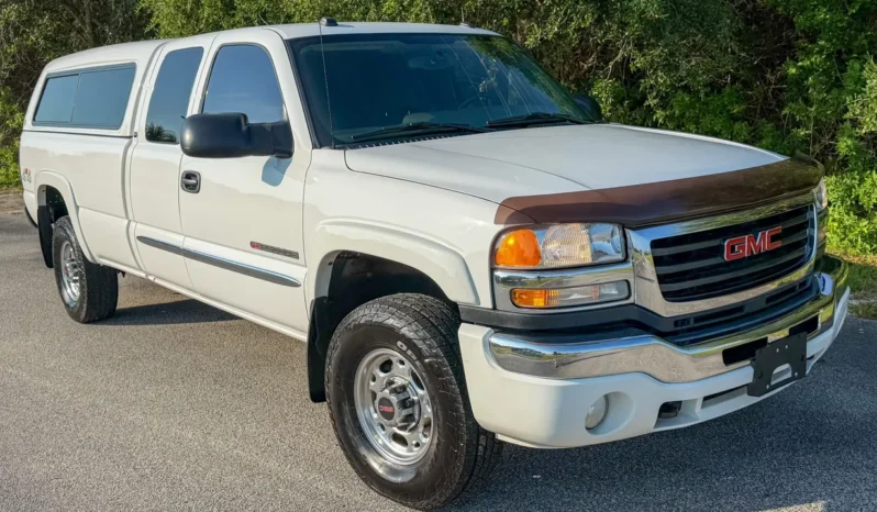 
								2005 GMC Sierra 2500HD SLT Extended Cab full									