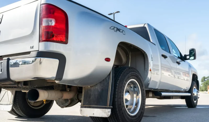
								2013 Chevrolet Silverado 3500HD LT Crew Cab Duramax full									