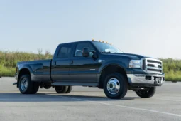 
										2005 Ford F-350 Super Duty King Ranch Crew Cab full									