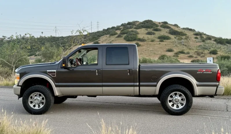 
								2009 Ford F-250 King Ranch Crew Cab Power Stroke full									