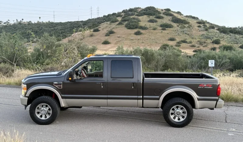 
								2009 Ford F-250 King Ranch Crew Cab Power Stroke full									