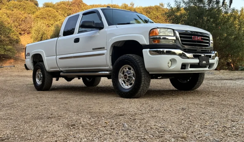 
								2005 GMC Sierra 2500HD SLT 4×4 full									