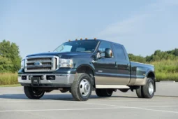 
										2005 Ford F-350 Super Duty King Ranch Crew Cab full									