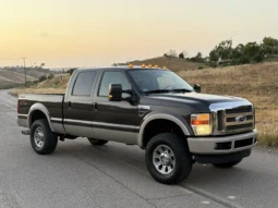 
										2009 Ford F-250 King Ranch Crew Cab Power Stroke full									