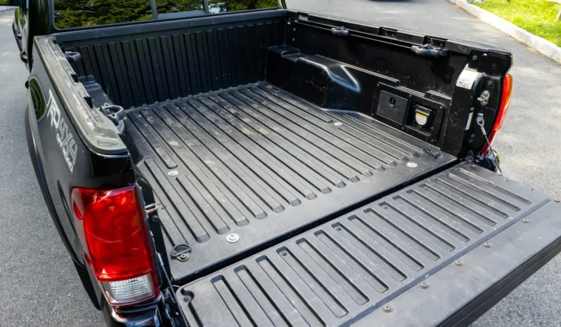
								2016 Toyota Tacoma TRD Off-Road Double Cab V6 full									