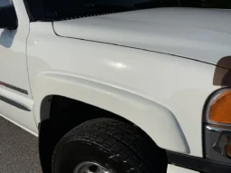 
										2005 GMC Sierra 2500HD SLT Extended Cab full									