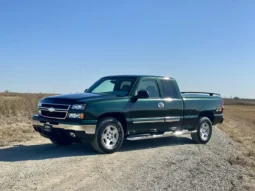 
										2006 Chevrolet Silverado 1500 LT 4×4 full									