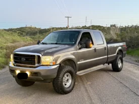 2004 Ford F-350 Super Duty Lariat Crew Cab