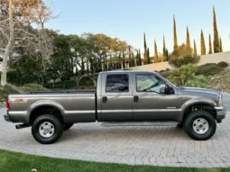 
										2004 Ford F-350 Super Duty Lariat Crew Cab full									