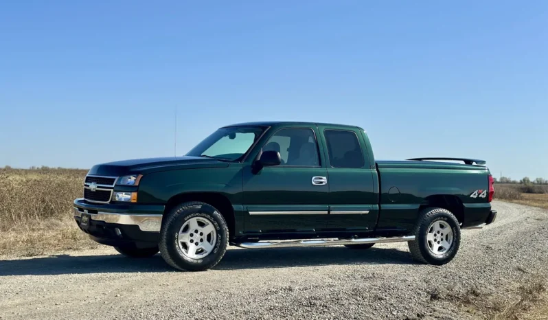 
								2006 Chevrolet Silverado 1500 LT 4×4 full									