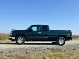 
										2006 Chevrolet Silverado 1500 LT 4×4 full									