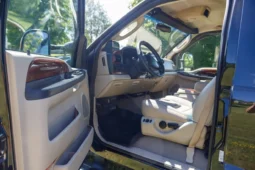 
										2006 Ford F-250 Super Duty Lariat Crew Cab full									
