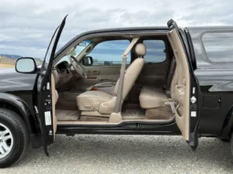 
										2004 Toyota Tundra Limited Access Cab V8 full									