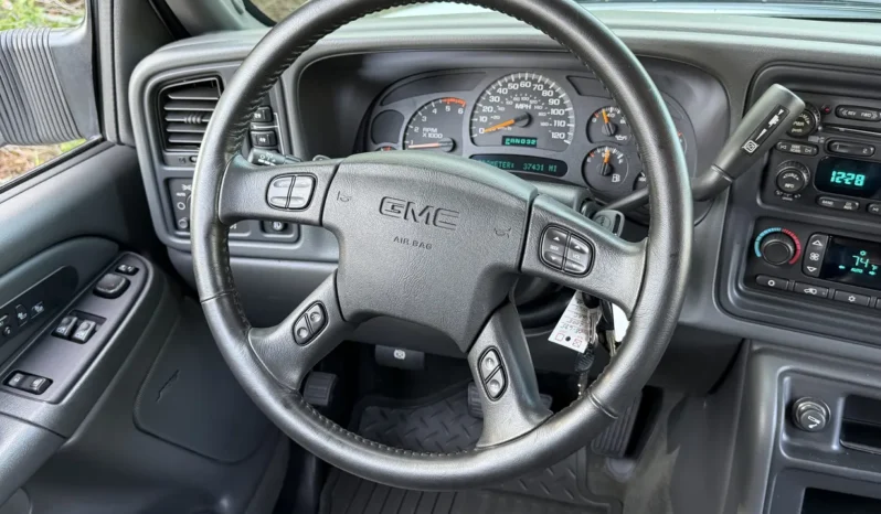 
								2005 GMC Sierra 2500HD SLT Extended Cab full									