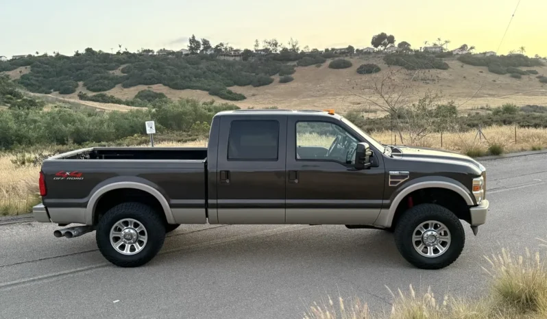 
								2009 Ford F-250 King Ranch Crew Cab Power Stroke full									