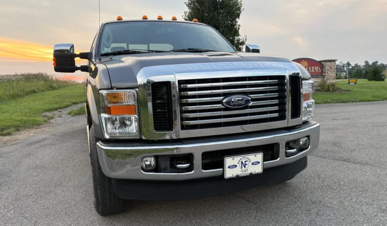 
								2010 Ford F-250 XLT Crew Cab Power Stroke full									
