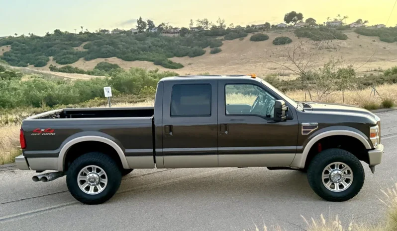 
								2009 Ford F-250 King Ranch Crew Cab Power Stroke full									
