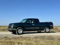 
										2006 Chevrolet Silverado 1500 LT 4×4 full									