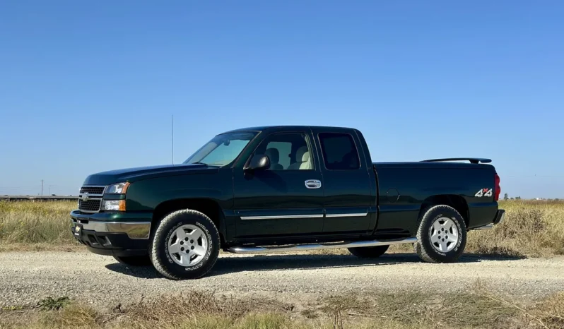 
								2006 Chevrolet Silverado 1500 LT 4×4 full									