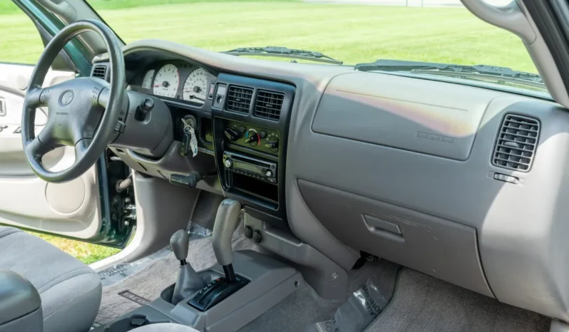 
								2004 Toyota Tacoma SR5 Xtracab TRD 4×4 full									