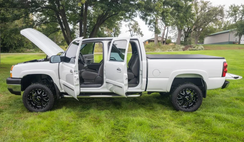 
								2005 Chevrolet Silverado 2500HD LS Crew Cab Duramax full									