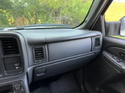 
										2005 GMC Sierra 2500HD SLT Extended Cab full									
