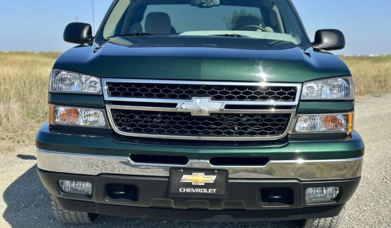 
								2006 Chevrolet Silverado 1500 LT 4×4 full									