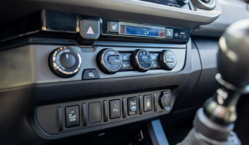 
								2016 Toyota Tacoma TRD Off-Road Double Cab V6 full									