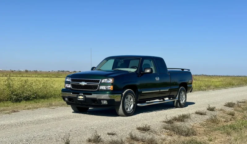 
								2006 Chevrolet Silverado 1500 LT 4×4 full									