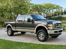 
										2009 Ford F-250 King Ranch Crew Cab Power Stroke full									