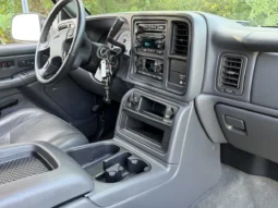 
										2005 GMC Sierra 2500HD SLT Extended Cab full									