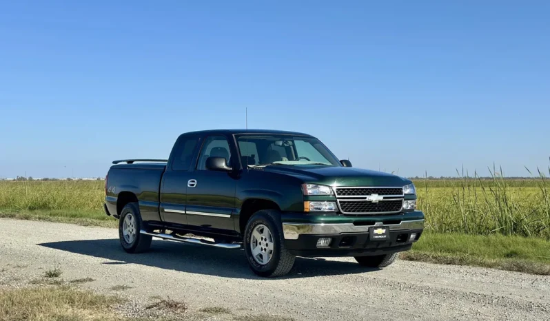 
								2006 Chevrolet Silverado 1500 LT 4×4 full									