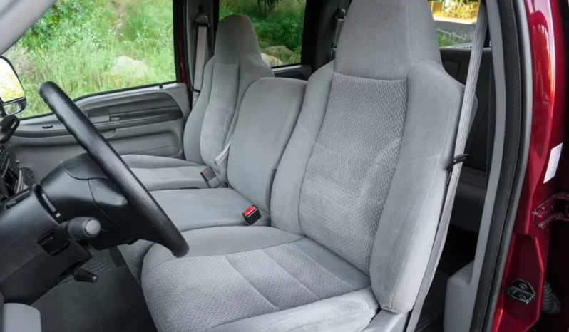 
								2004 Ford F-350 Super Duty XLT Crew Cab 4×4 full									