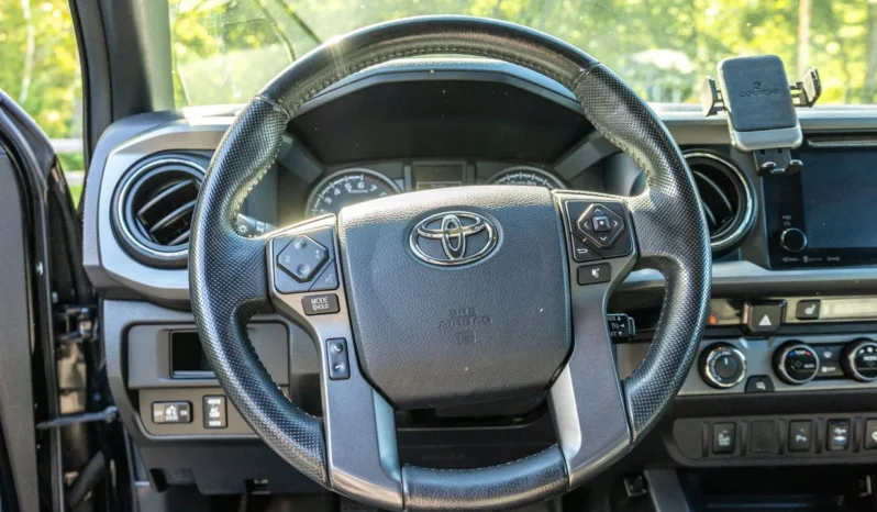 
								2016 Toyota Tacoma TRD Off-Road Double Cab V6 full									