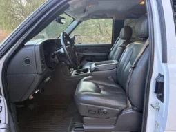 
										2005 GMC Sierra 2500HD SLT 4×4 full									