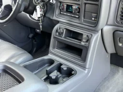 
										2005 GMC Sierra 2500HD SLT Extended Cab full									
