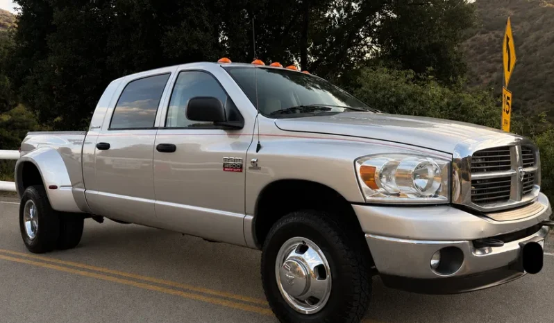 
								2007 Dodge Ram 3500 SLT Mega Cab Dually full									