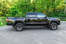 
										2016 Toyota Tacoma TRD Off-Road Double Cab V6 full									