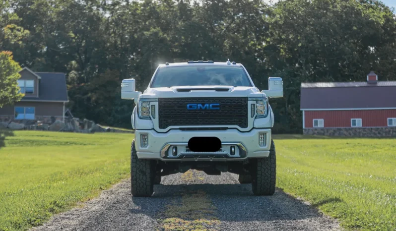 
								2020 GMC Sierra 2500HD Denali Crew Cab Duramax full									