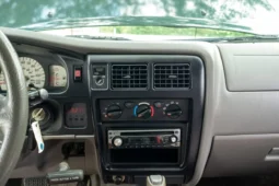 
										2004 Toyota Tacoma SR5 Xtracab TRD 4×4 full									