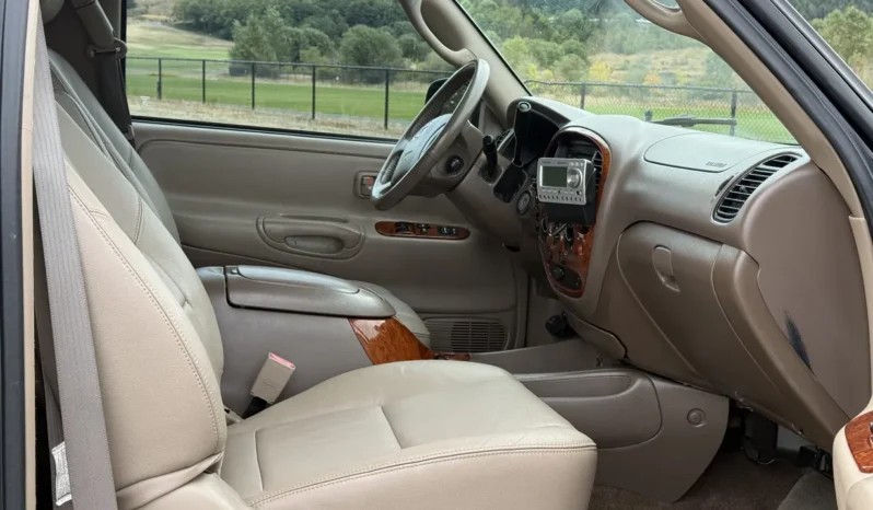 
								2004 Toyota Tundra Limited Access Cab V8 full									